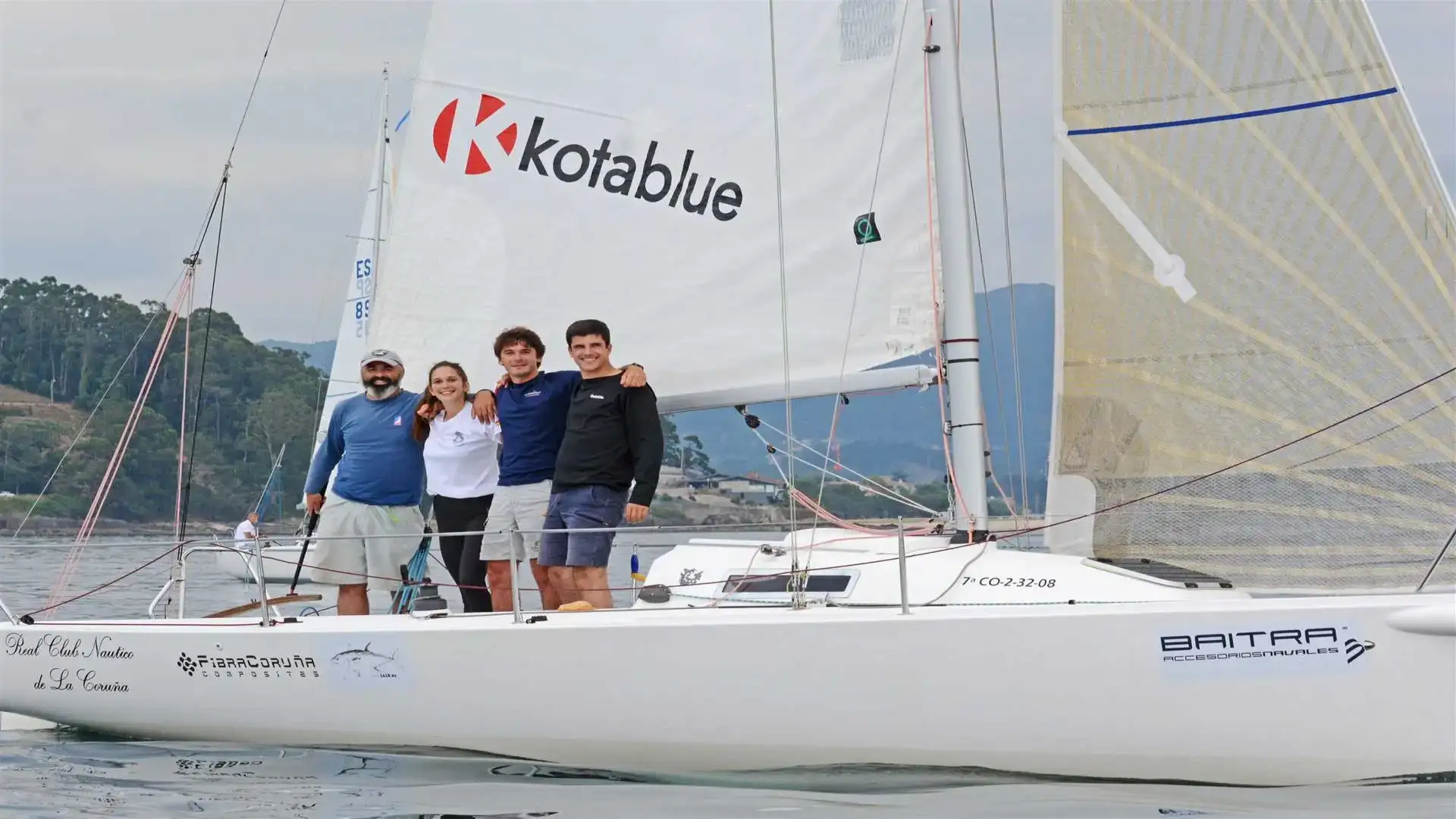 La Fibra Coruña par Miguel F. Vasco vainqueur de la J80 Baiona