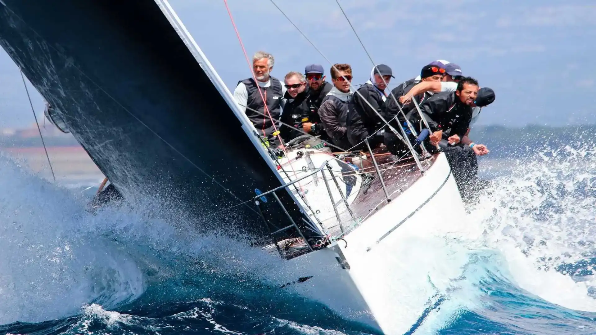 Il nuovo Porron X debutta a Castellón, nella Costa Azahar Regata