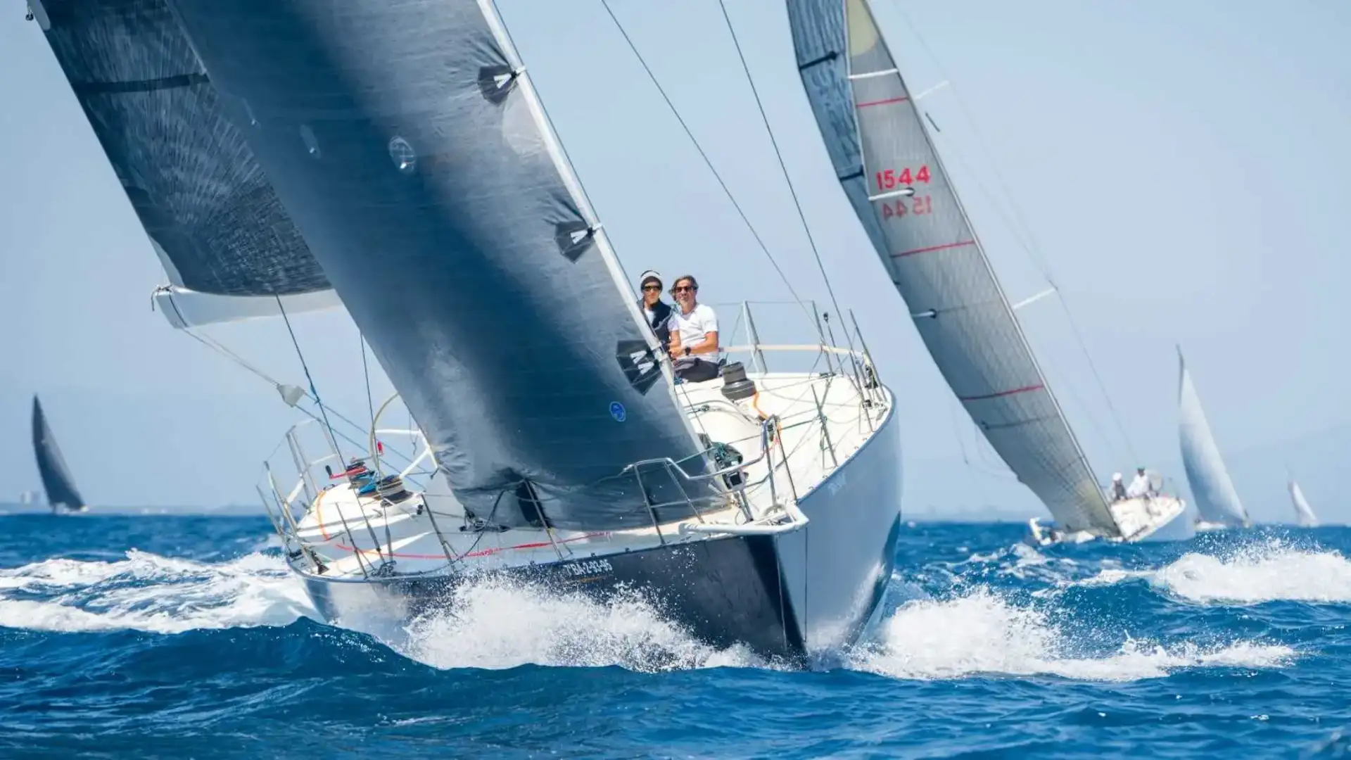 Per il giallo Rosa la vittoria della XXX Route della Tramuntana- Turisme Costa Brava