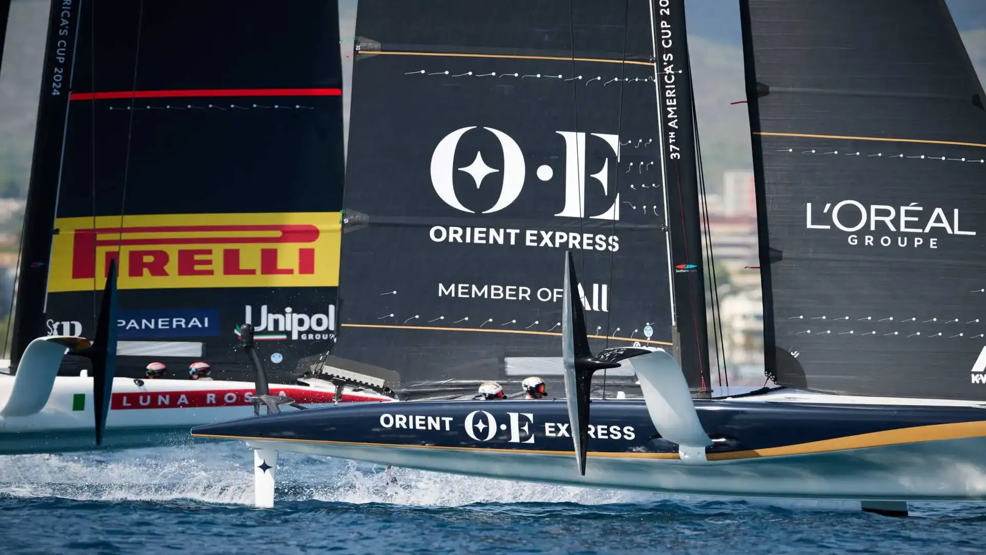 The American Cup Defender, Emirates Team Nuova Zelanda a Vilanova