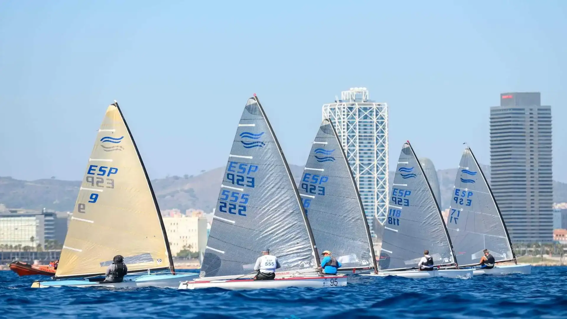 Regata a Barcellona, Dubai, Gijón, Valencia, Sables dOlonne, Sanxenxo e Calpe