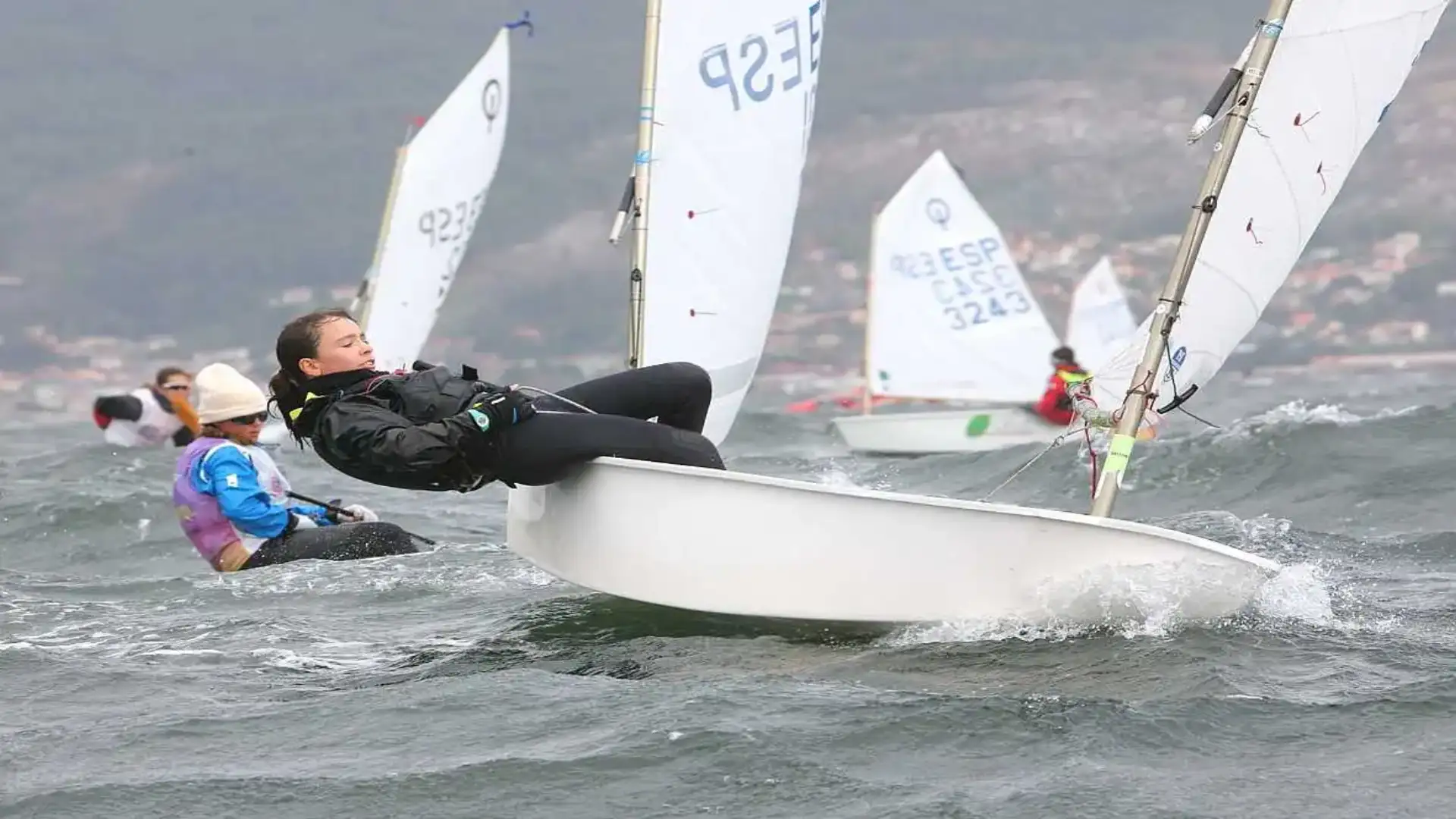 Regata per Tenerife, La Coruña e Vigo