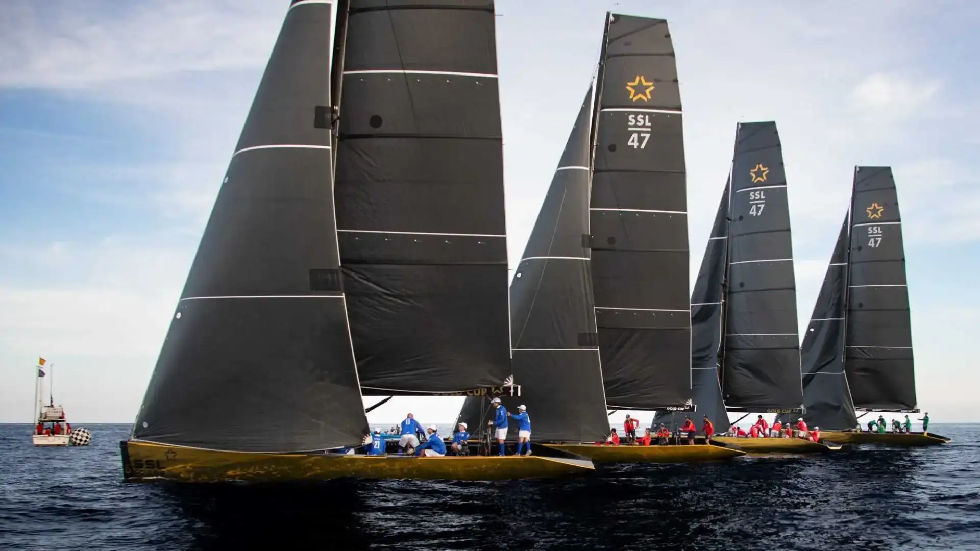 De regatas por Las Palmas, Valencia, Gijón y San Feliú de Guixols
