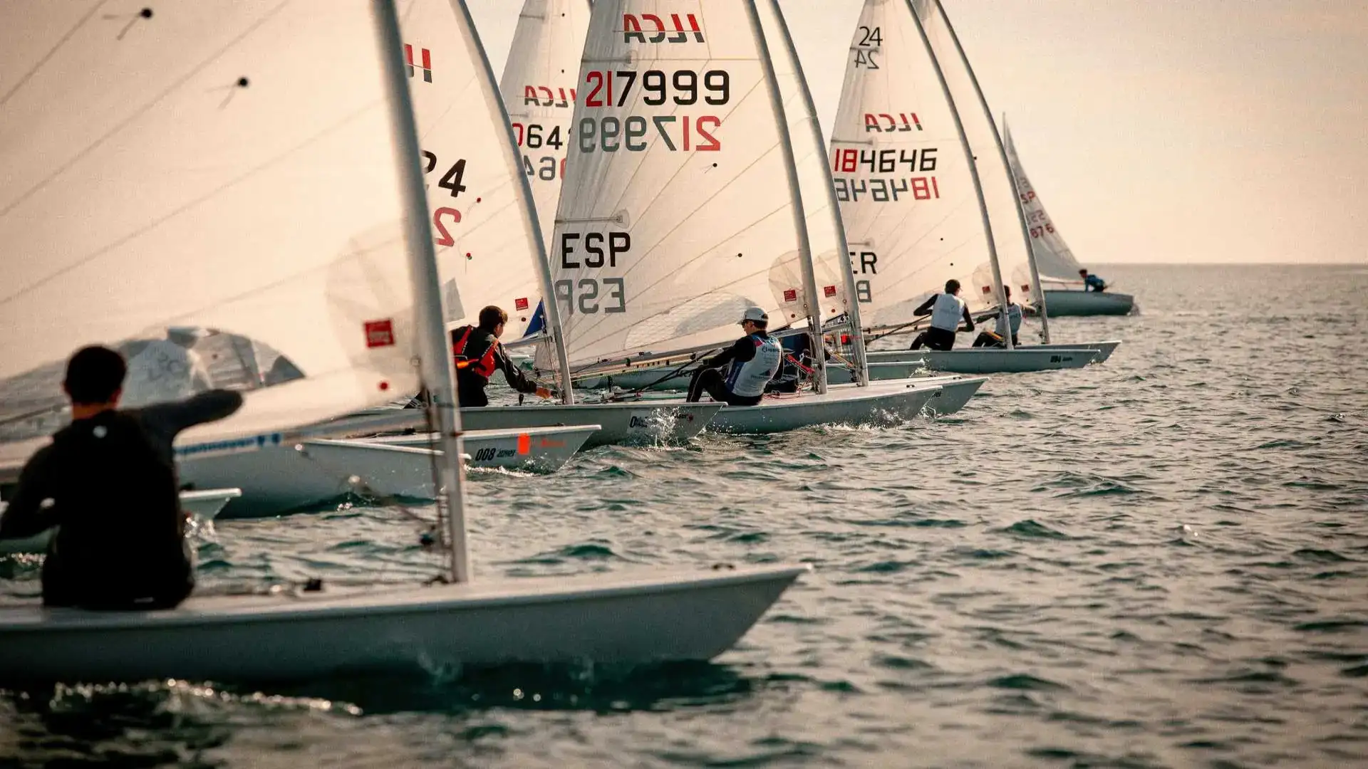 Di regata di Alicante, Port Balís e Baiona