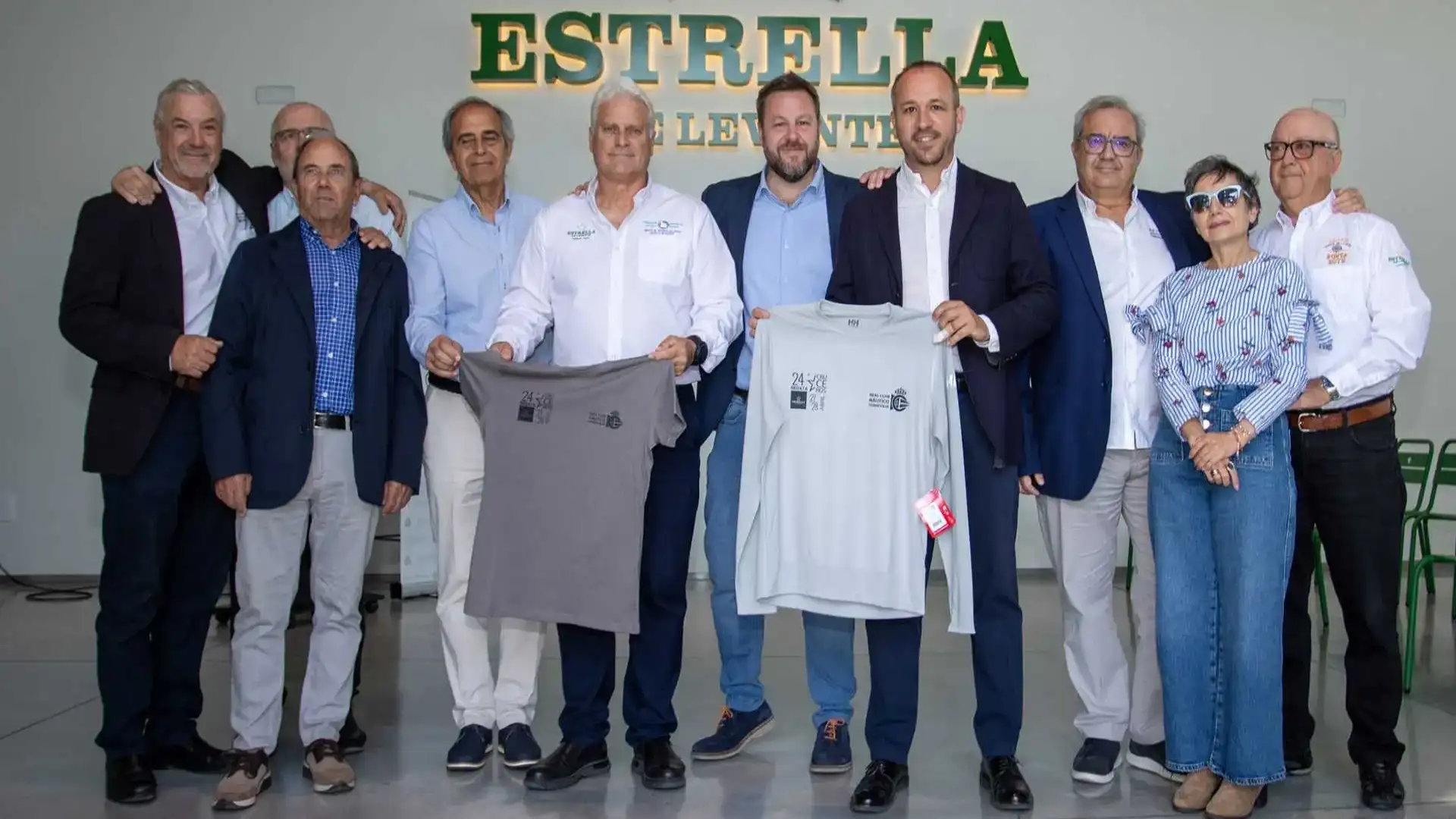 Di regata di Murcia, Torrevieja, Vigo, Comune, Baiona