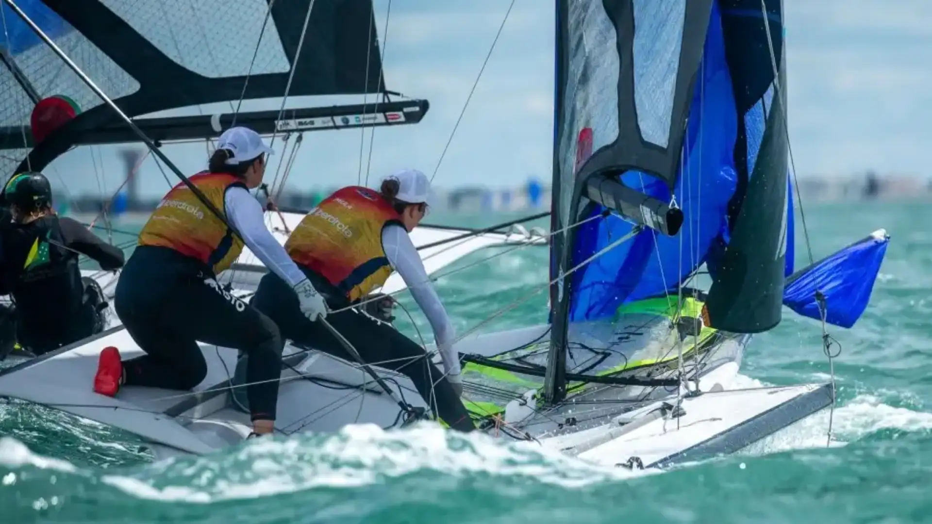 Giorno positivo negli europei di 470 e 49er FX e il mondo di Nacra 17
