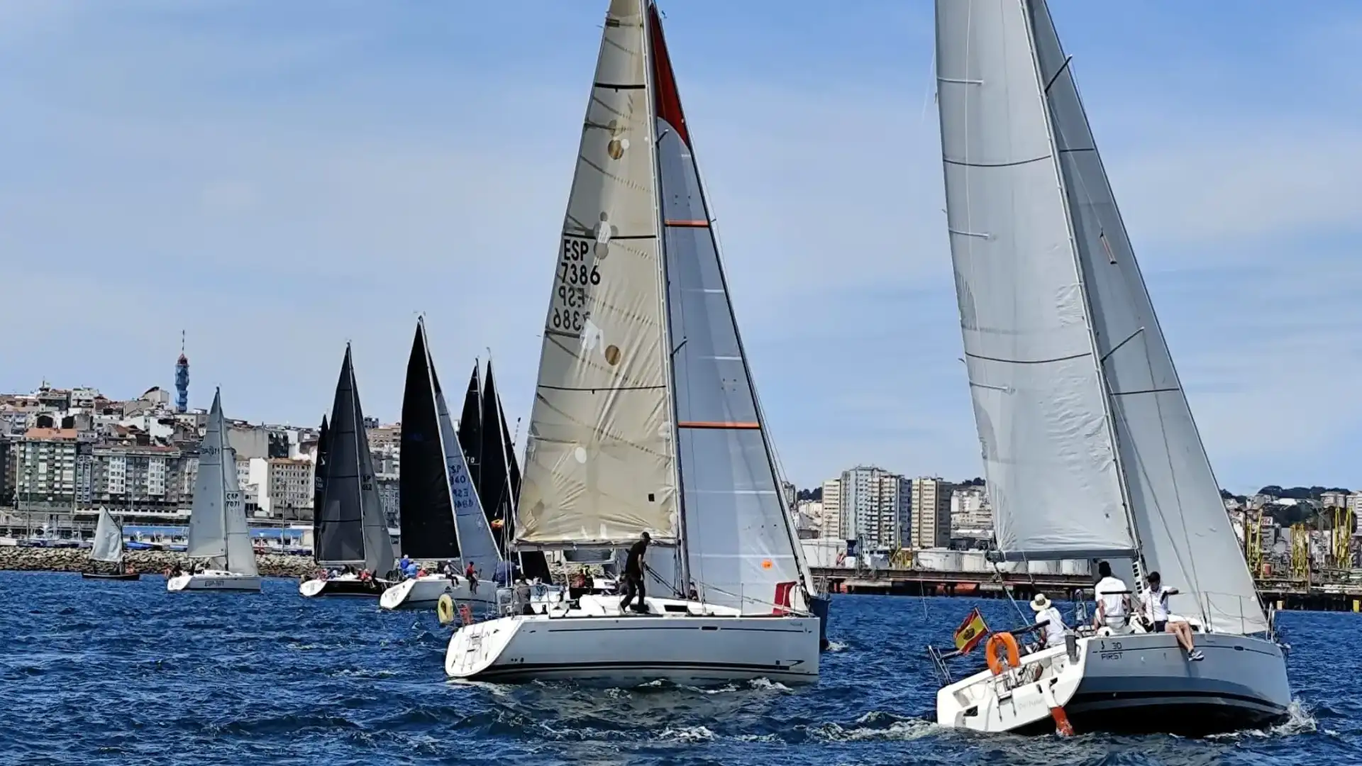De regatas pela Corunha, Gijón, Santa Lúcia de Tirajana