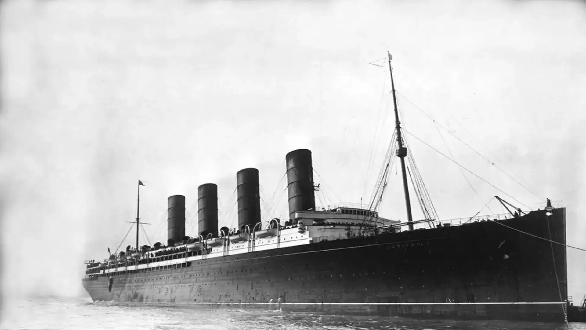 O Match Transatlântico quando o Lusitania com seus 45.000 toneladas ganhou Lucania