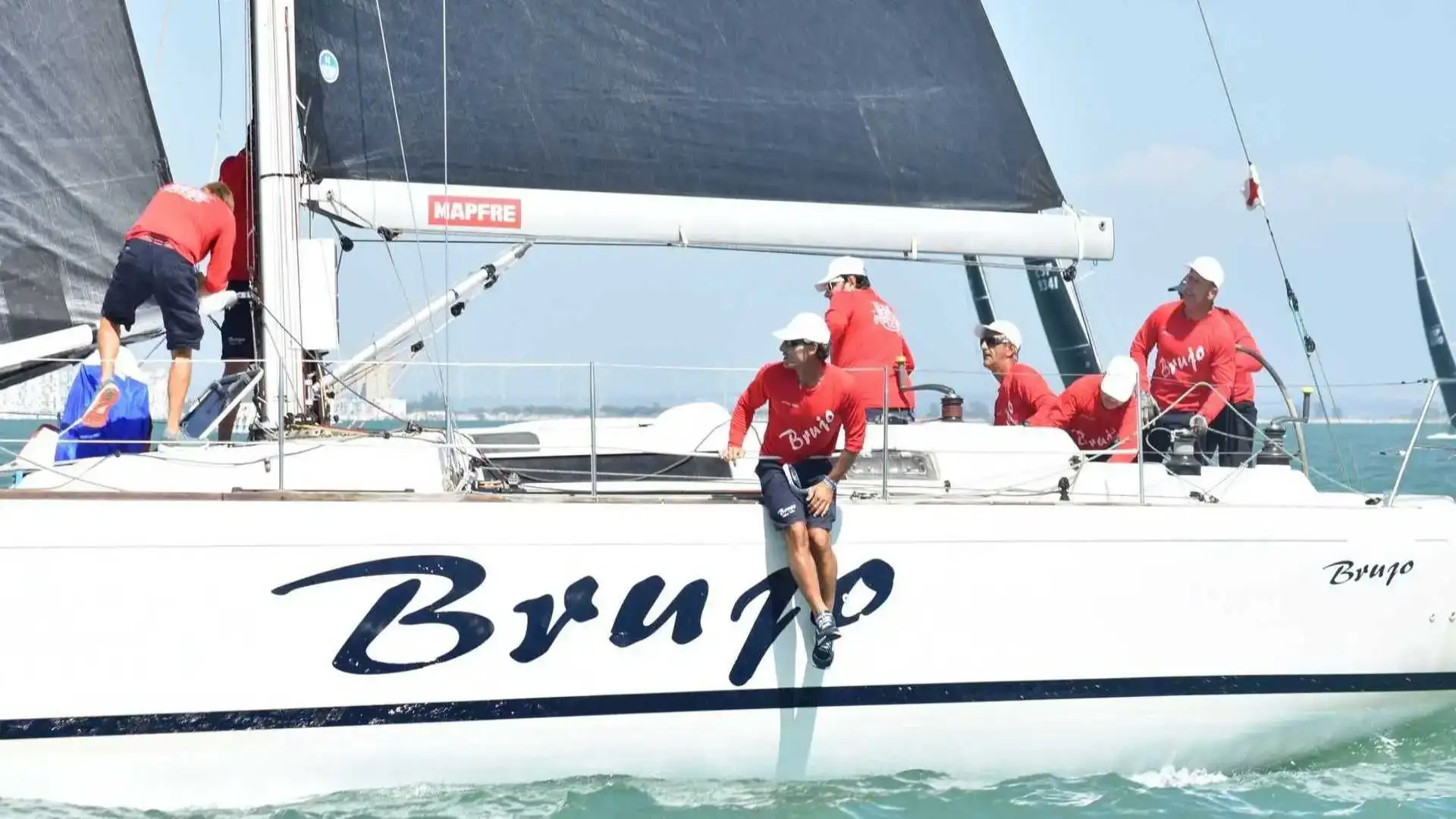 O gaditano Brujo vencedor da Regata Juan de la Cosa