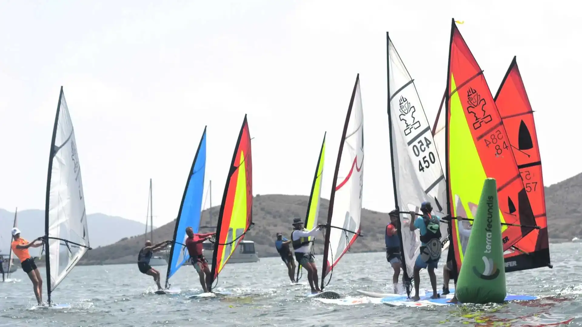 De regatas pela Volta ao Mar Menor, Gijón, El Puerto de Santa Maria