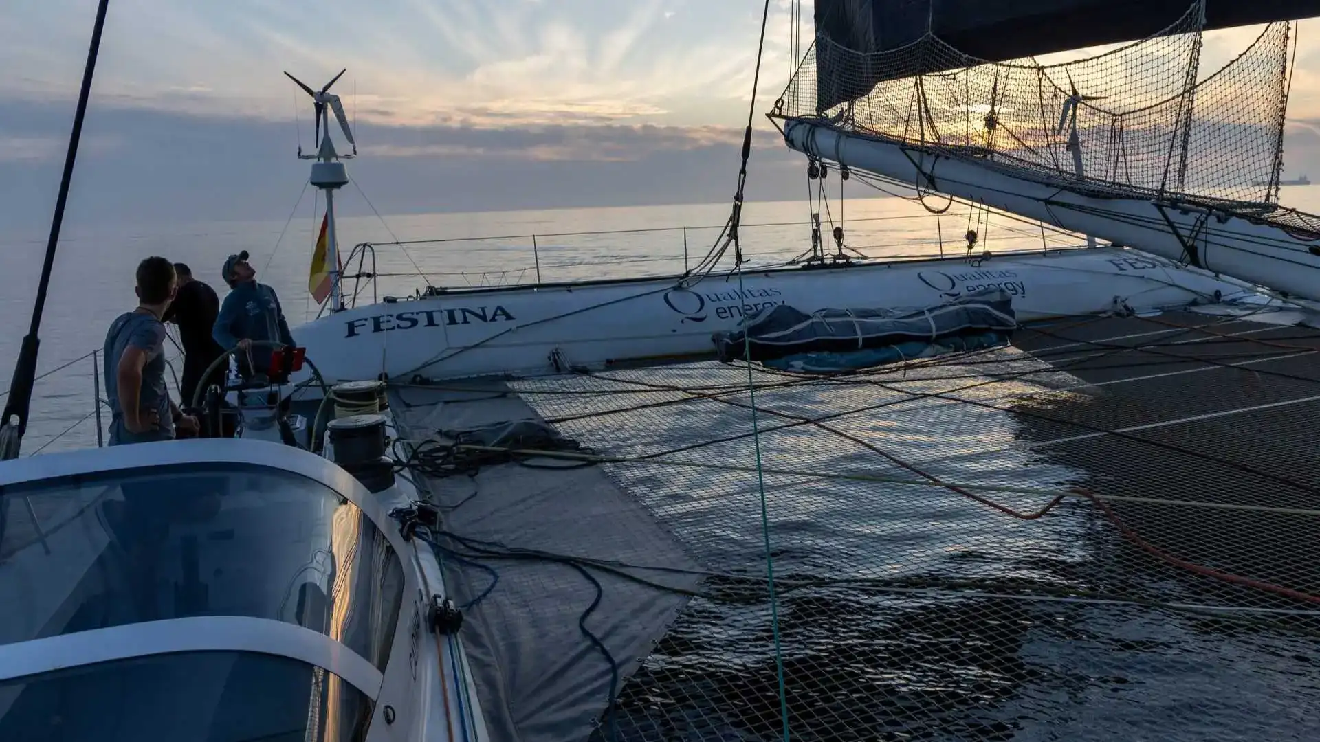 Maxicat Victoria em La Gomera, Europeu Nacra 17, Andorra de Optimist, Snipe em Gijón