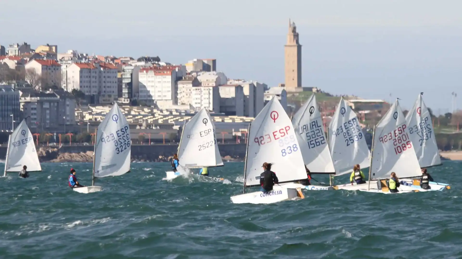 Semana Abanca: os optimist fecham a Versão da Corunha Nautical Festival
