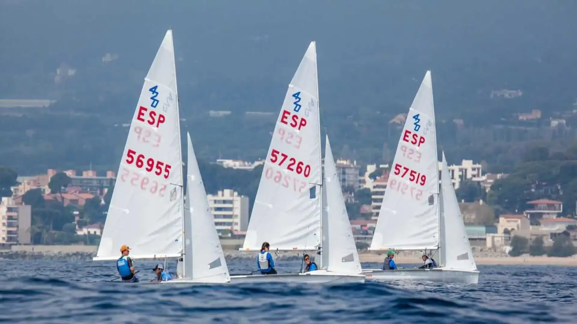 Iniciam em El Balís e em Santander os Nacionais de 420 e Optimist