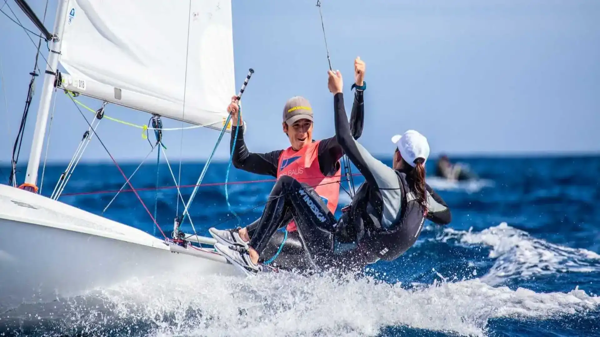 Mateu-Cavaco campeões da Espanha de 420 e Valero lidera o de Optimist em Santander