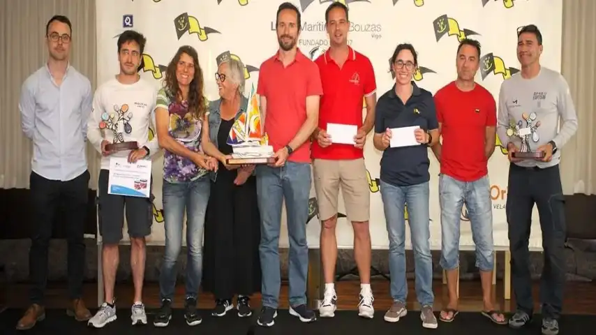 For Bon3 the Volta as Cies A2 The Star and the Xoan Ramón Carballo