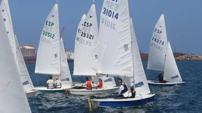 Snipe fine settimana: Trofeo estivo a Gijón, Master nazionale in Almeria