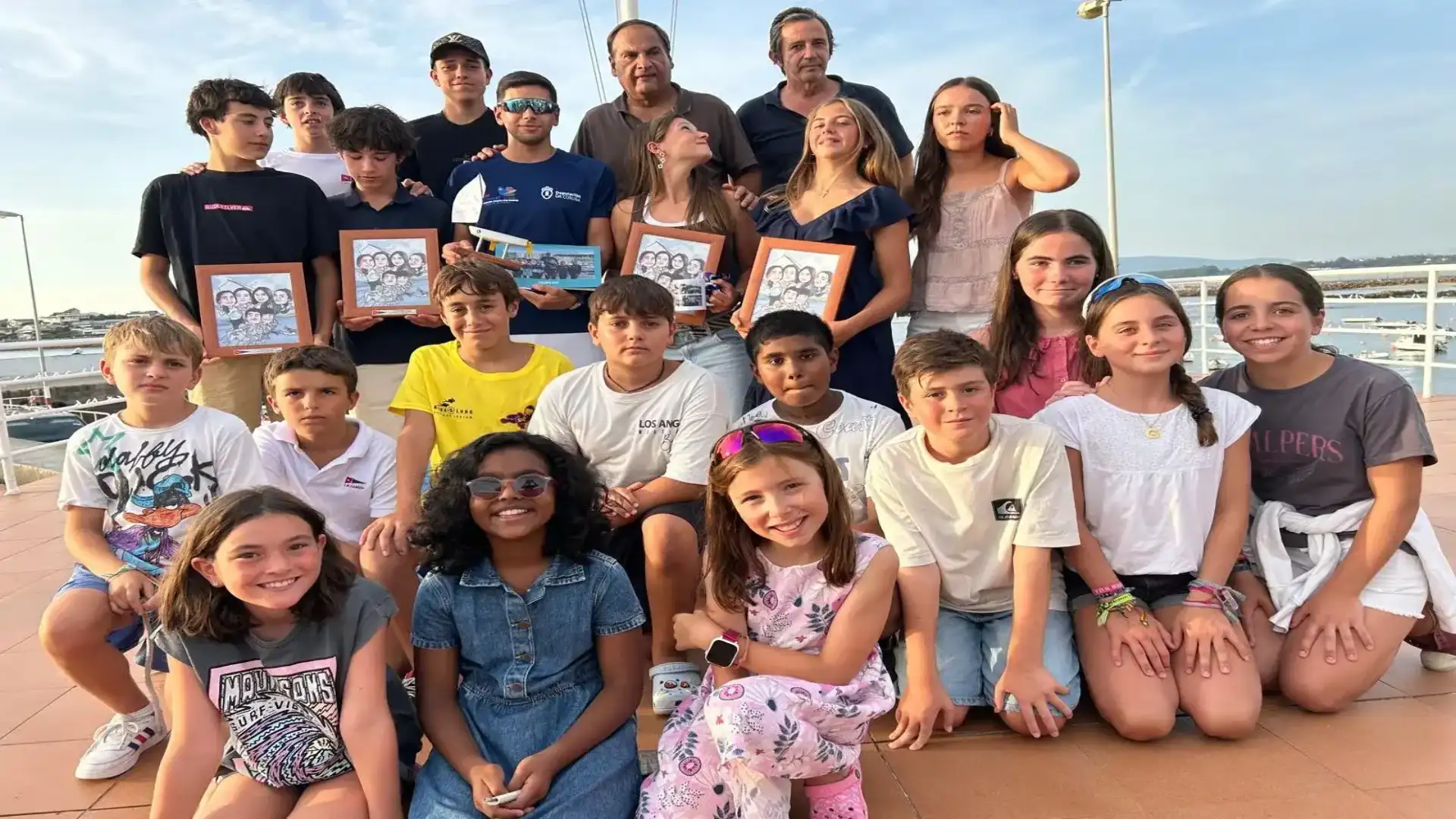 L'École de voile du Club Maritime de Canido, mise sur 420