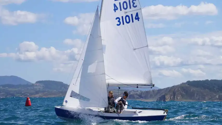 Silvela-Hurtado ganham em Getxo, Cabello-Romero em Arosa e Red Shark em Almería