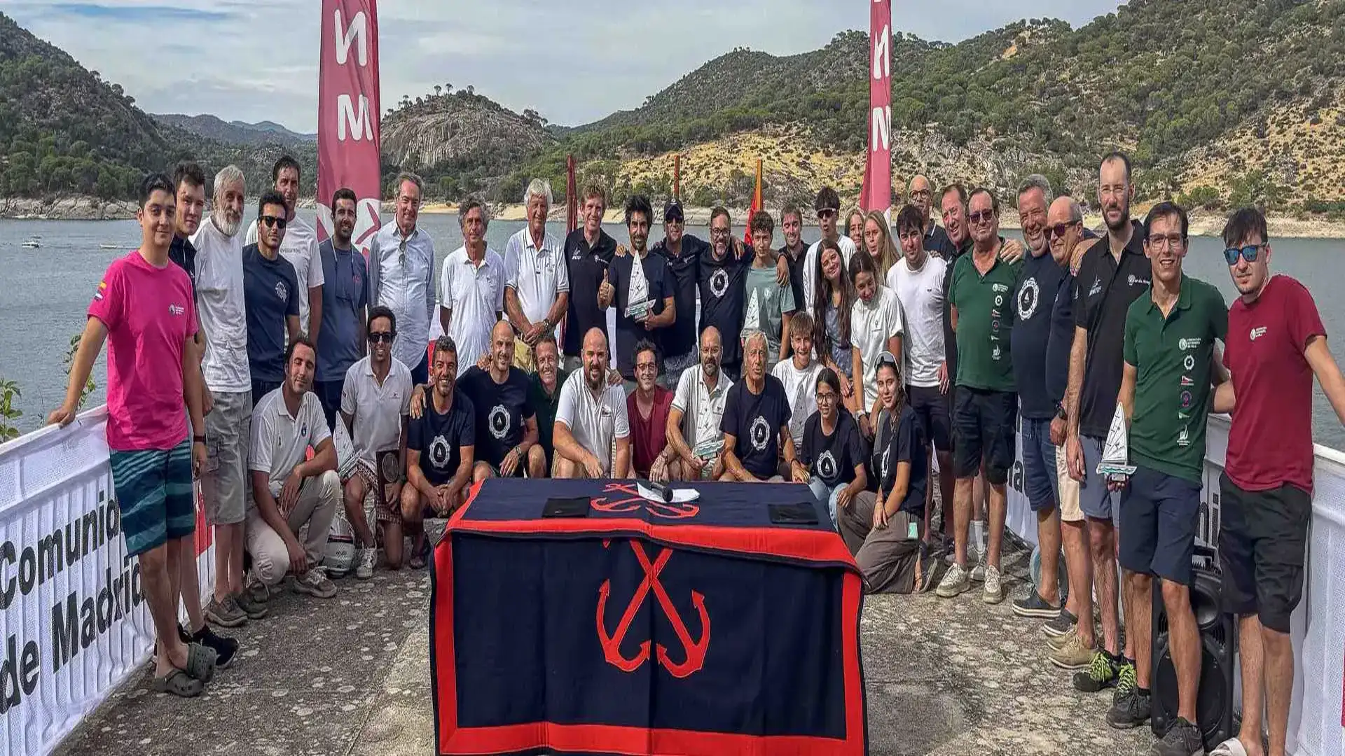 Ilca de Águas Interiores em Madrid e Andaluz de Optimist