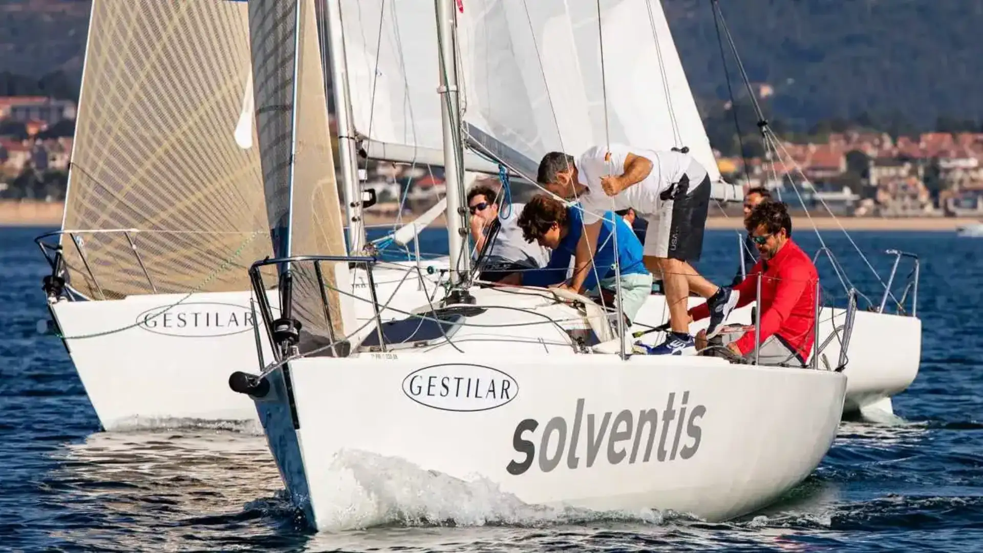 Javier Gandara with Okofen more leader of the Winter League of J80