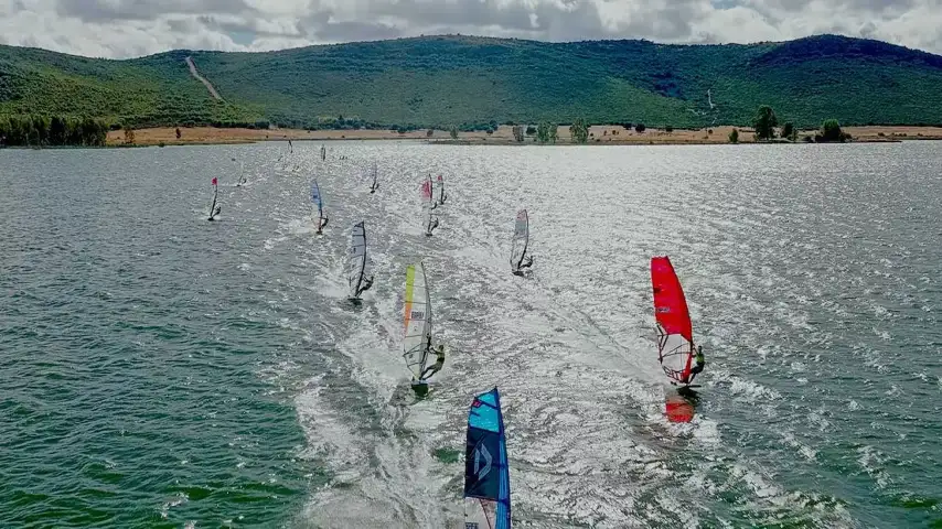 A lot of wind activity in Real City waters in Fernán Caballero