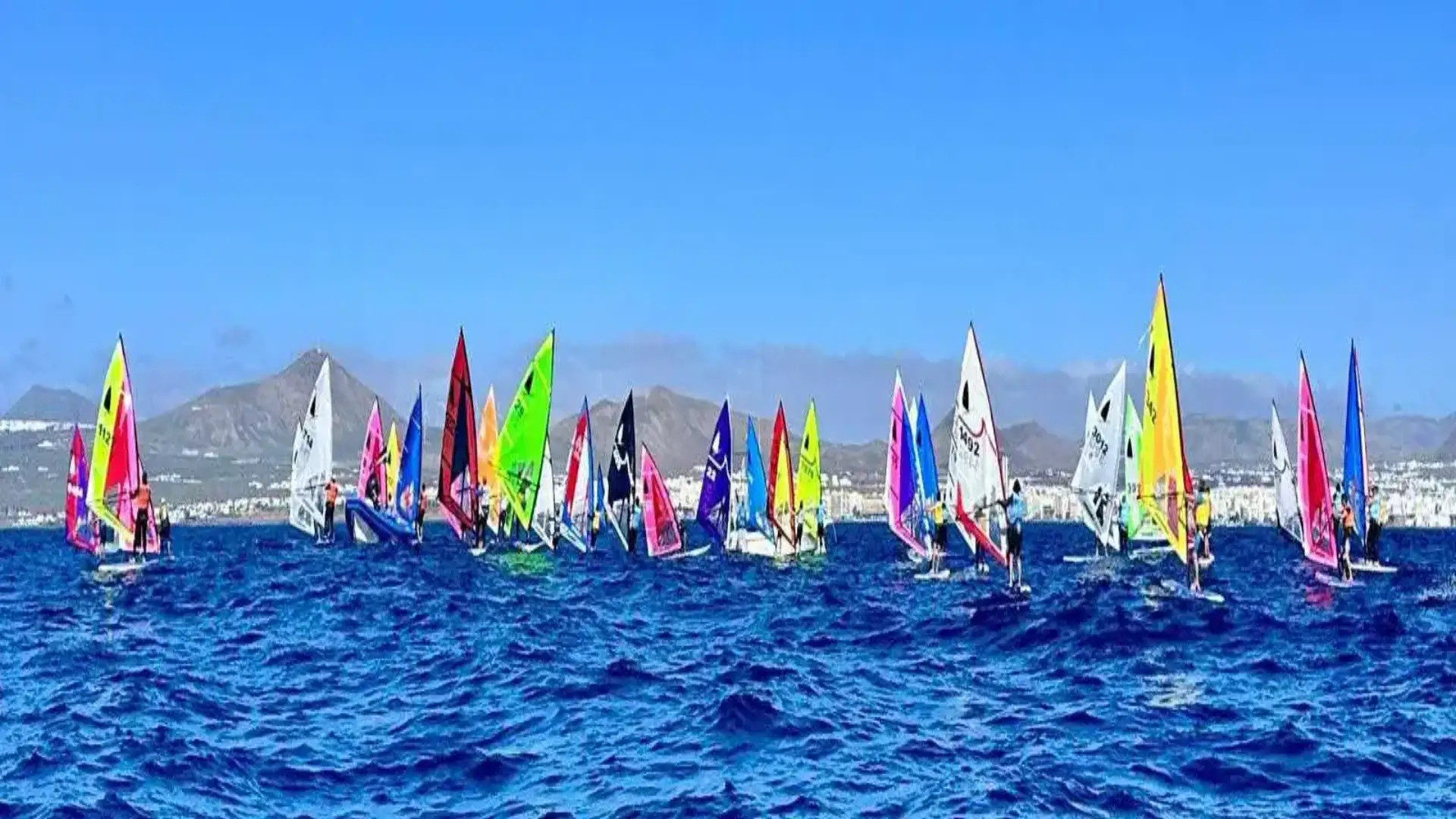 Spanien Cup: die Windsurfer von Castilla La Mancha Glanz auf Lanzarote