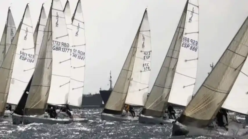 Alcaidesa J80 Circuito della linea di uguaglianza nello stretto