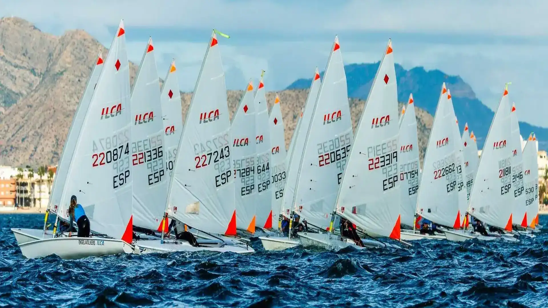 The Minor Sea brings together 900 regatists on three major dates